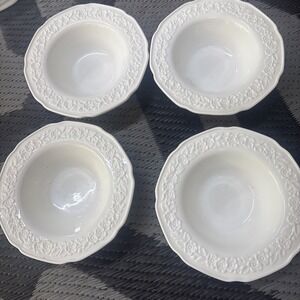 Set Of  4 Indiana Milk Glass Orange‎ Blossom  Fruit Berry Dessert  Bowls